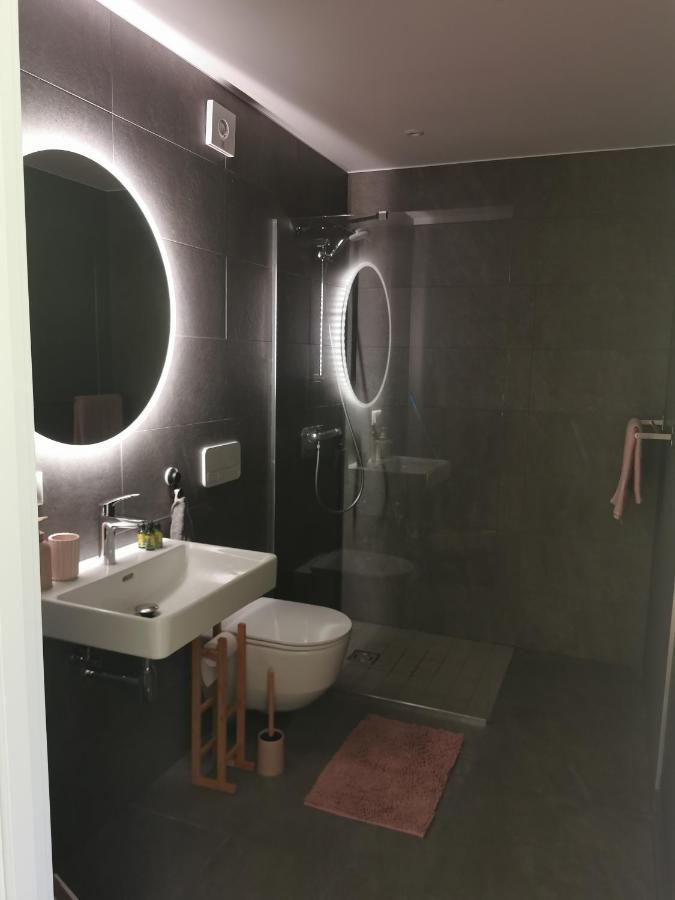 Albatross Getaway By The Sea, Spa And Forest With A Terrace Ķesterciems Exteriör bild