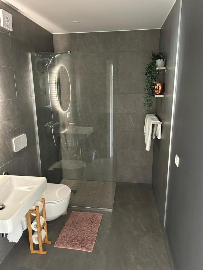 Albatross Getaway By The Sea, Spa And Forest With A Terrace Ķesterciems Exteriör bild